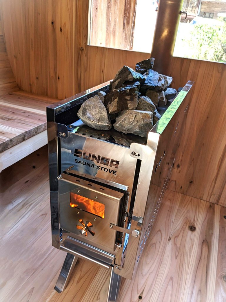 サウナストーブ